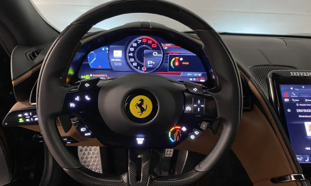 FERRARI-ROMA-VOLANTE