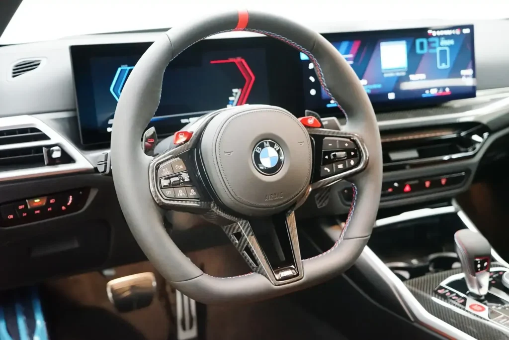imgi_61_BMW-M4-Competition-Cabrioet-Black-Interior-4