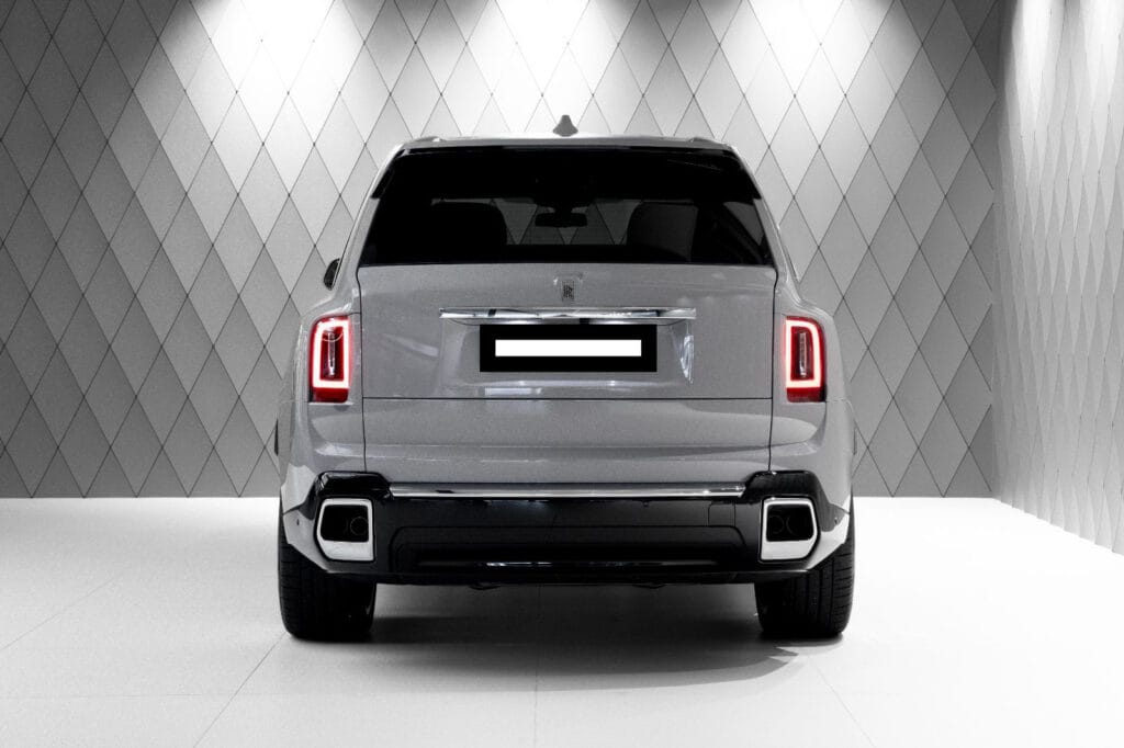 Cullinan 2025 Rear 2