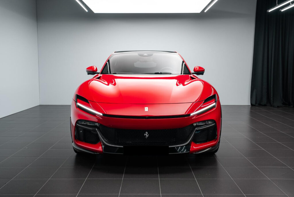 Ferrari Purosangue Red Black Front 2