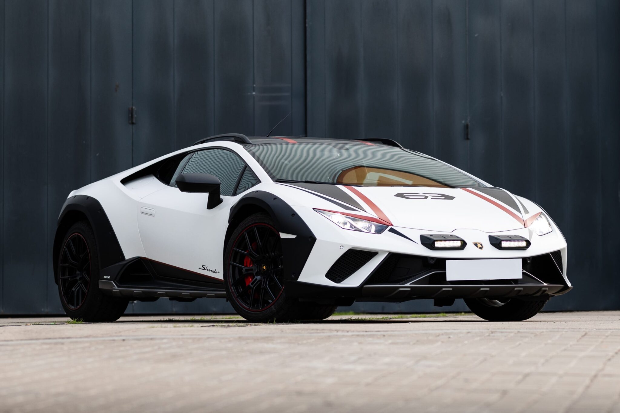 Sterrato_noplate-7-min crop