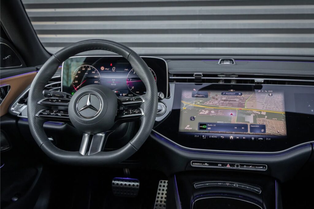 Mercedes-Benz E-Class 450d Interior 2