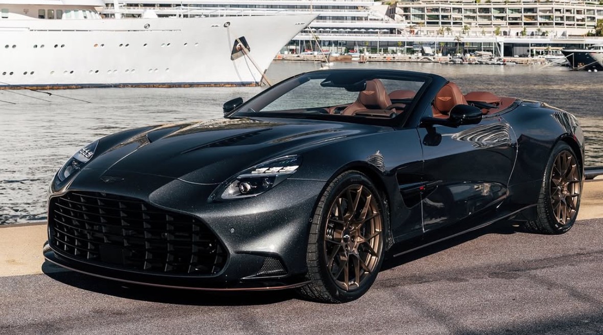 Aston-Martin-Vanquish-Volante-Front-4-1