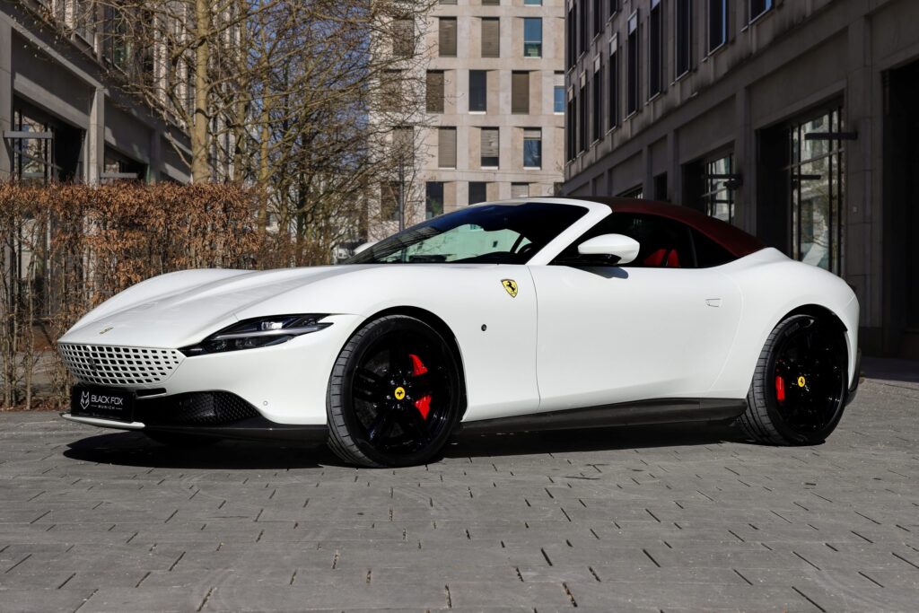 Ferrari Roma Spider Front 4